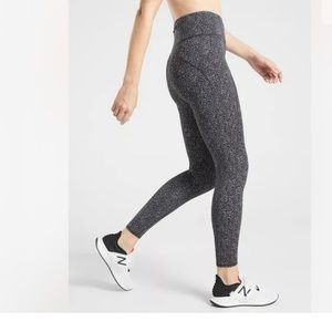 Athleta Lightning Static 7/8 Tight